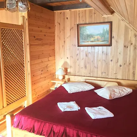 Smerekova Hata Hotel *