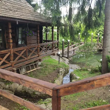 Hotell Smerekova Hata Slavske