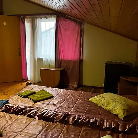 Smerekova Hata * Slavske